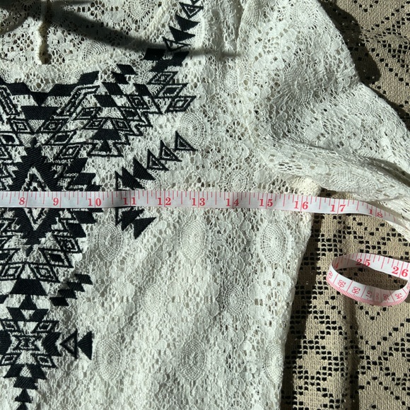 🤍 Express Western Lace Bodycon Dress - Picture 8 of 10